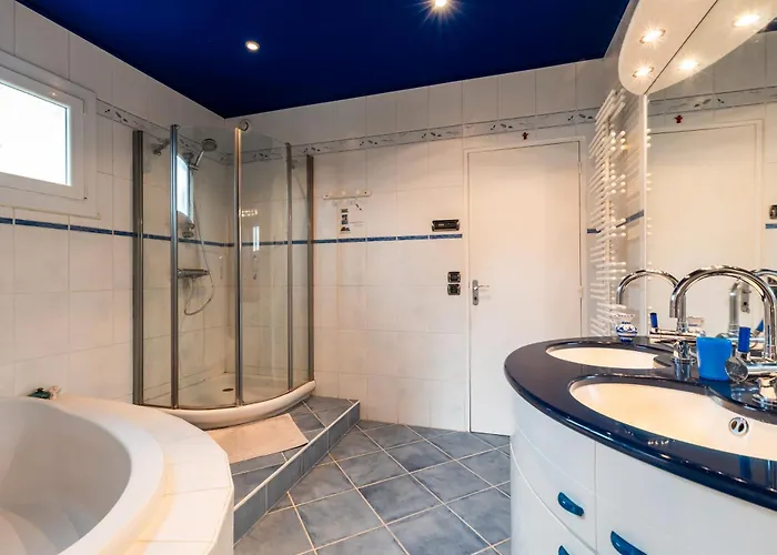 D'hotes Du Prieur בית נופש Léognan